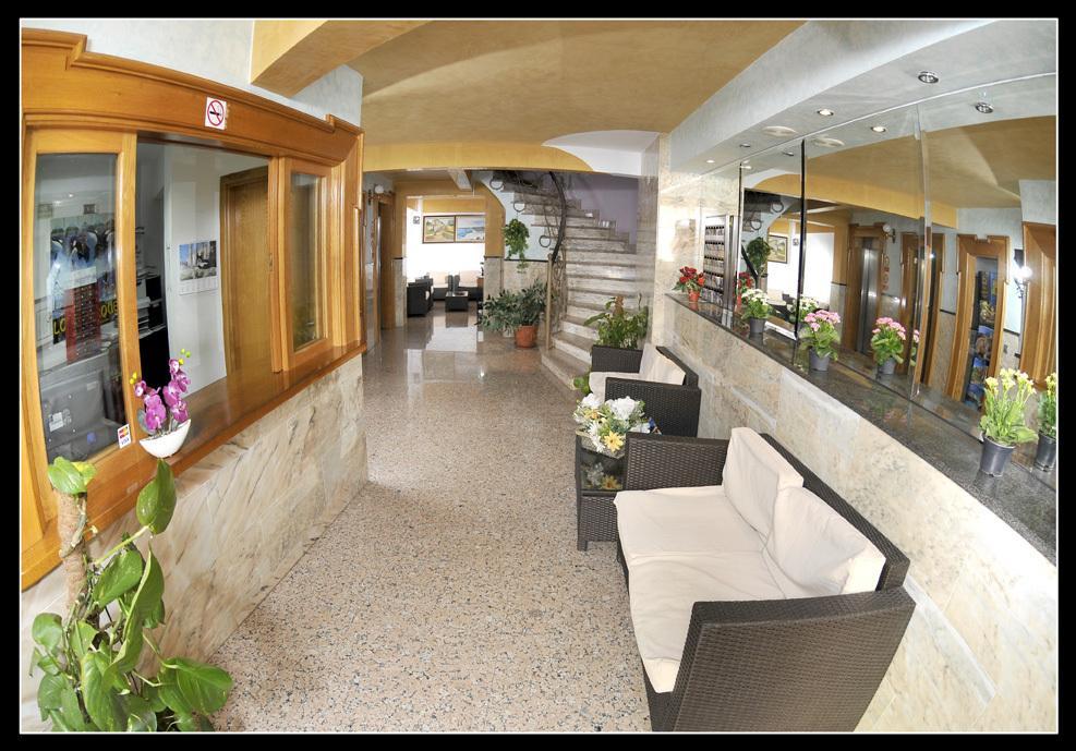 Hostal Carel 엘메다노 외부 사진